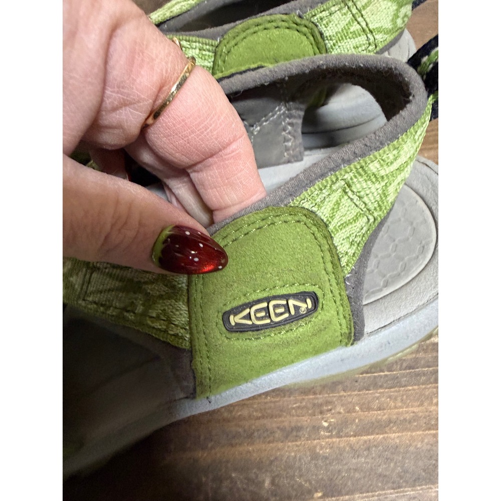 Keen Whisper Green Waterproof Hiking Sandals Womens Bungee Lace Trail Shoes 8.5 - Picture 2 of 8